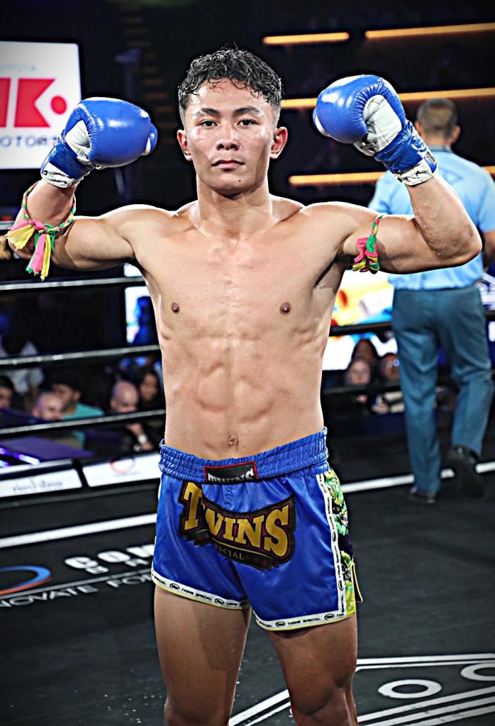 ตะวันฉาย ศิริลักษณ์มวยไทย