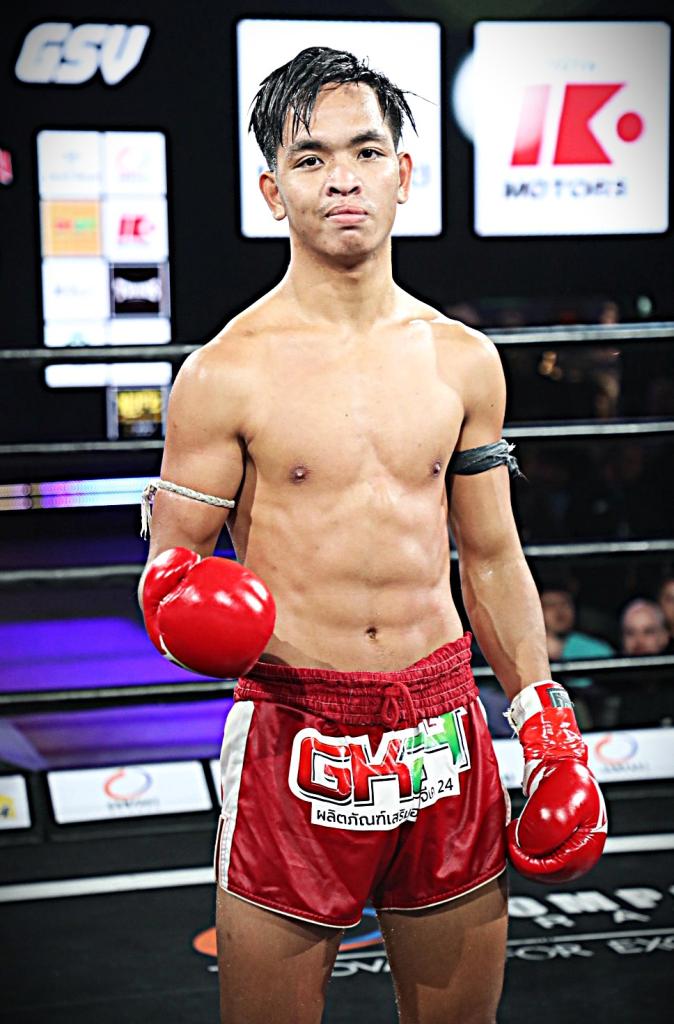 ราชเดช ที.เอ็น.มวยไทยยิม