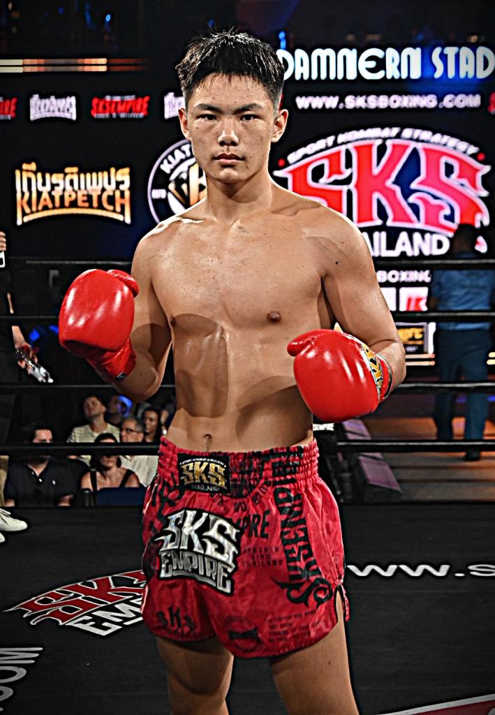 หยิง เจีย เฉิน เซิงลี เรนเหอคลับ