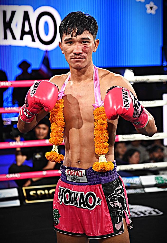 ออกศึก ส.ราชสีห์มวยไทย