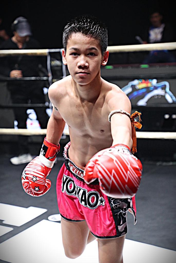 เดอะเบส น.นาคสุวรรณ