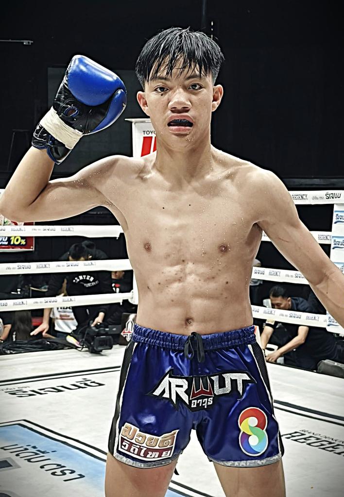 เหลี่ยมเพชร MBT.มวยไทย