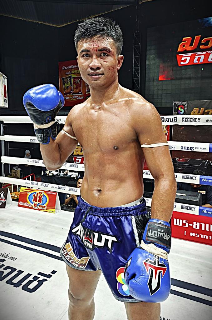 เพชรบางเสร่ ป.อ่าวทะเลบางเสร่