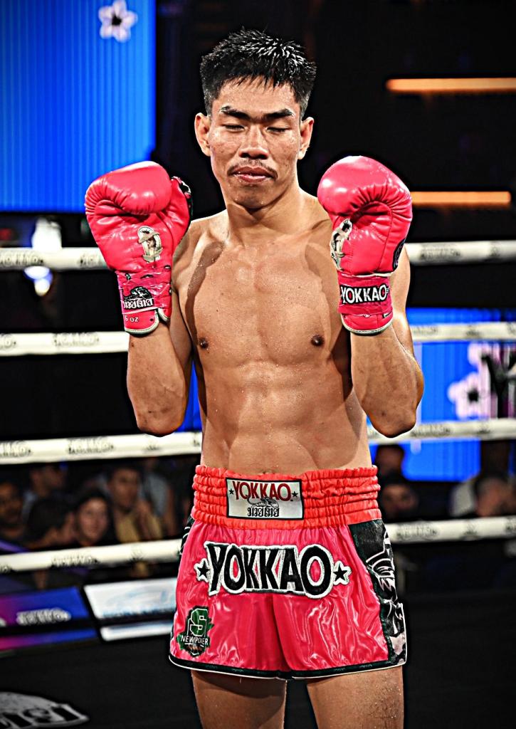 อุทัย ไรซิ่งมวยไทย