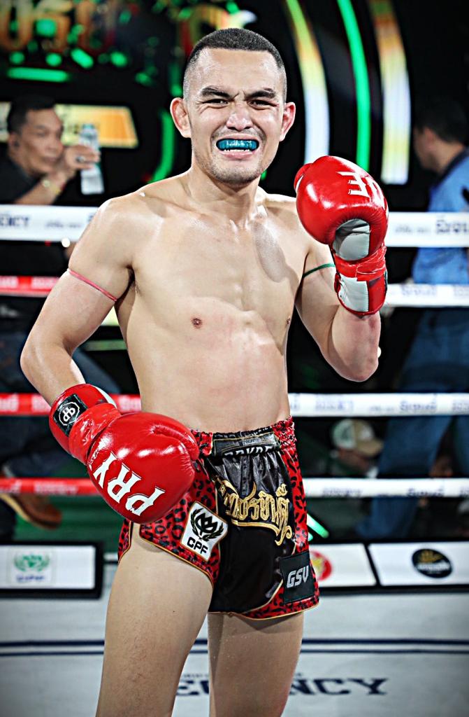 แพรวพราว เพชรพราวฟ้า