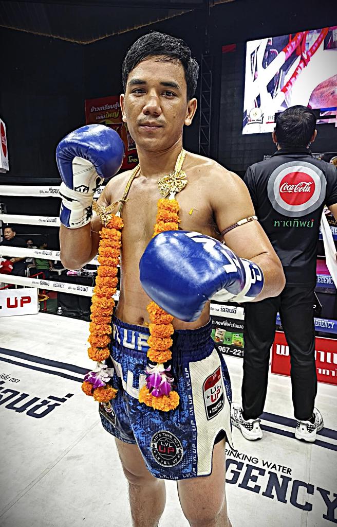 พยัคฆ์หิรัญ ลูกเมืองเพชร