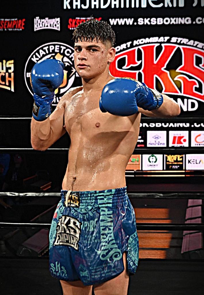 ปูยา แฟมิลี่มวยไทย