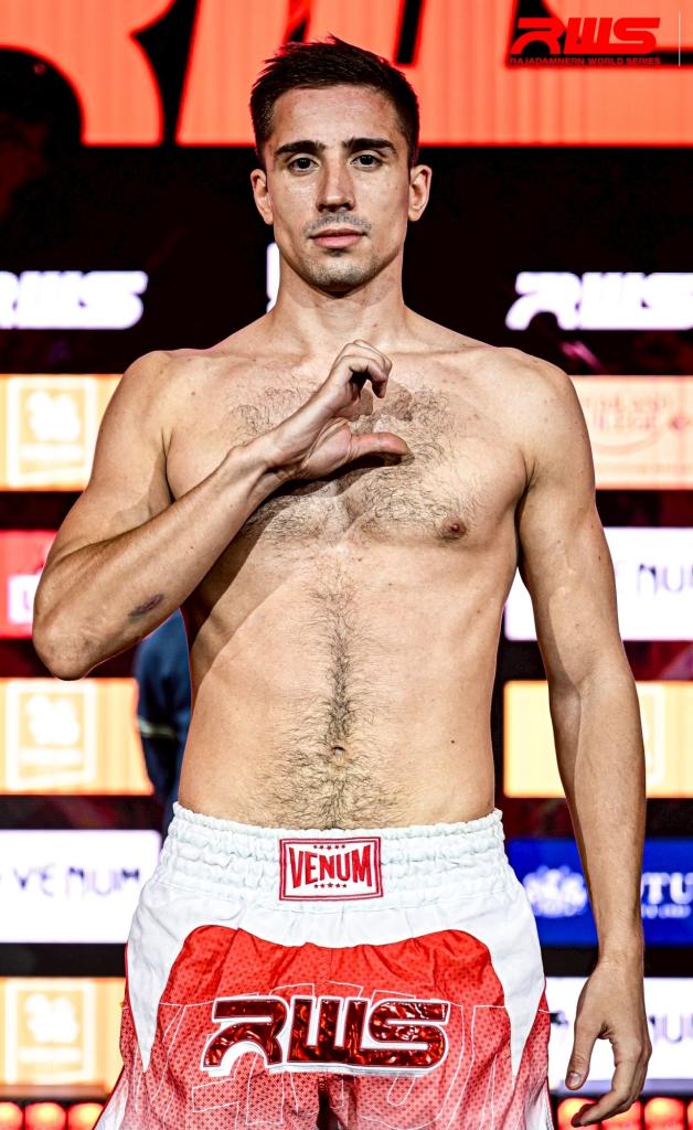 พาเวล ฮรีชาโนวิช มวยไทยอะคาเดมี่