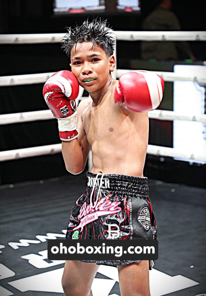 เมืองบัวเงิน ป.พรพูลยิม