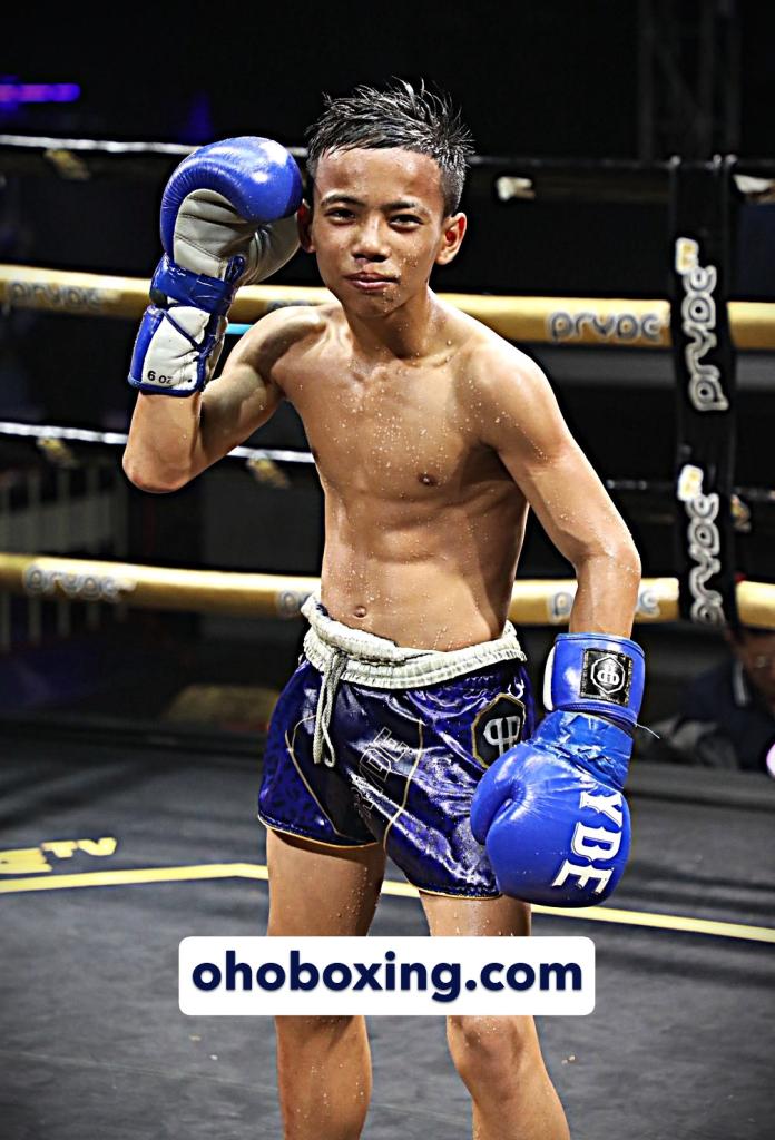 ไก่ชน อภิชาติมวยไทยยิม