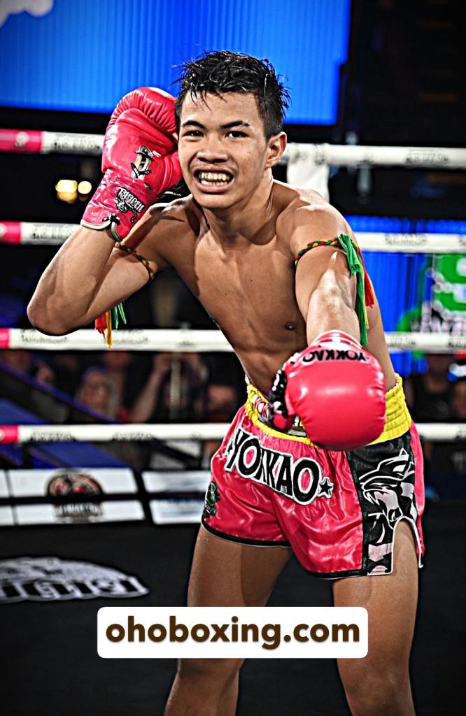 สายลม สวนอาหารปีกไม้