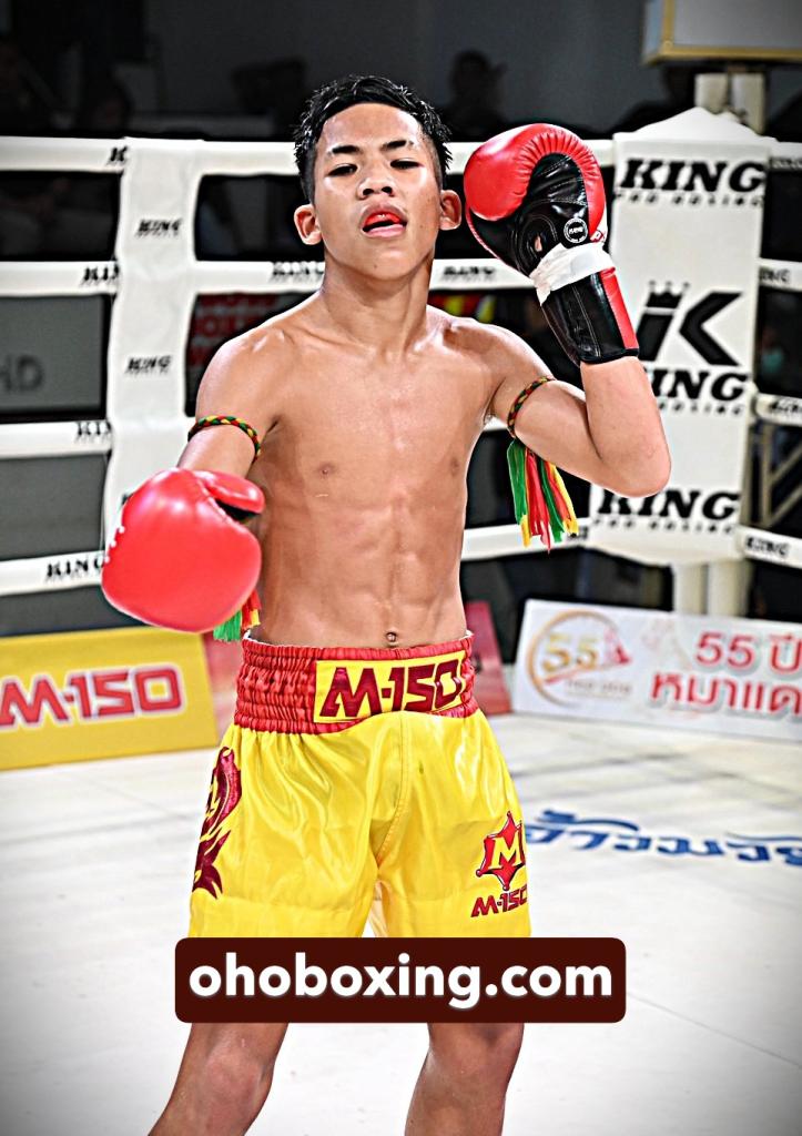 เสรีภาพ สวนอาหารปีกไม้