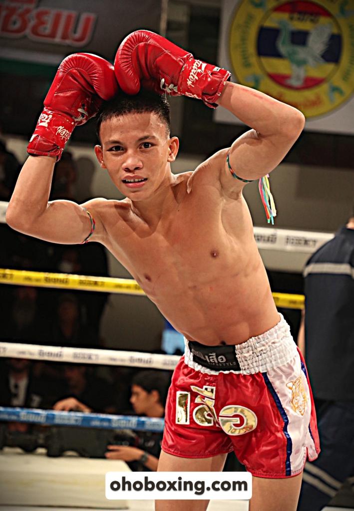 พรเพชร ท๊อปแฟรี่ยิม