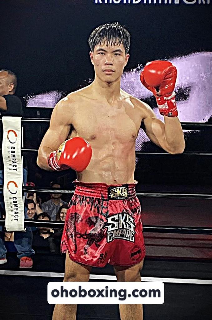 เพชรสมพงษ์ นิ่มมวยไทย