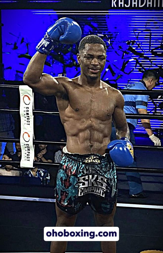 ไบรอัน สังข์โก้มวยไทย