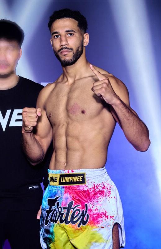 อดัม เบนวาร์วาร์