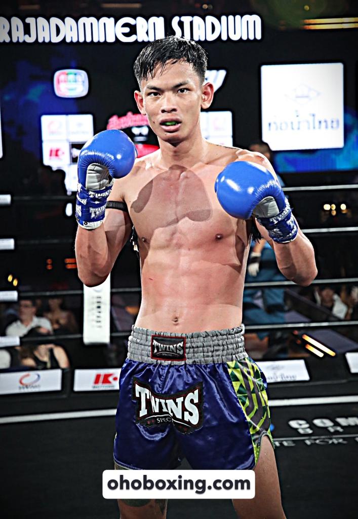 ราชสิงห์ โกลิตะมวยไทย