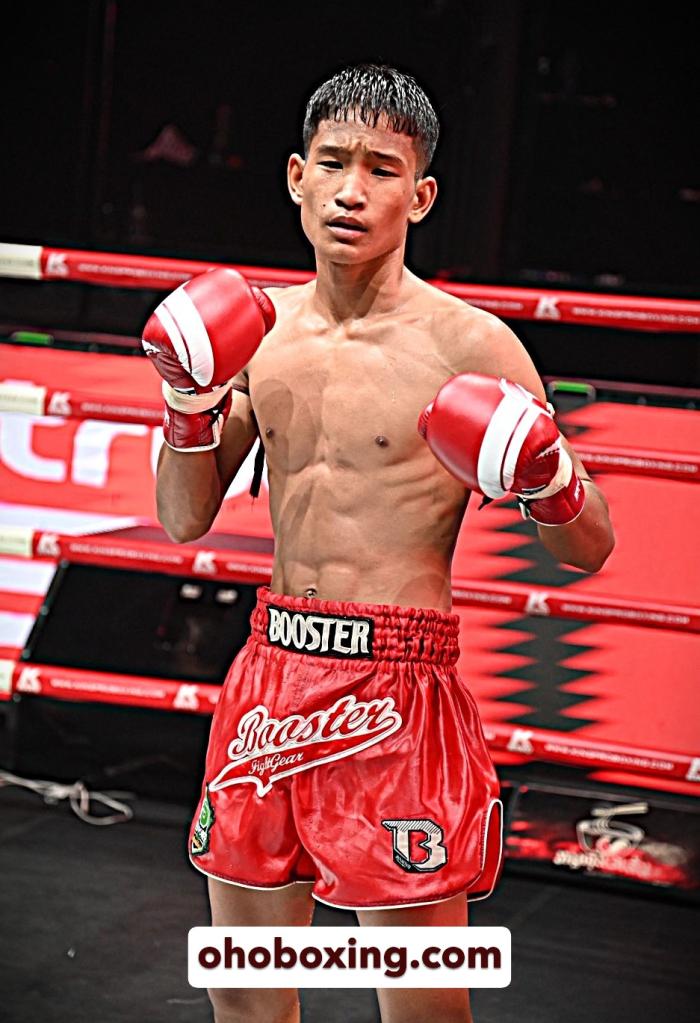 เพชรชุมพวง ต.ยืนยง