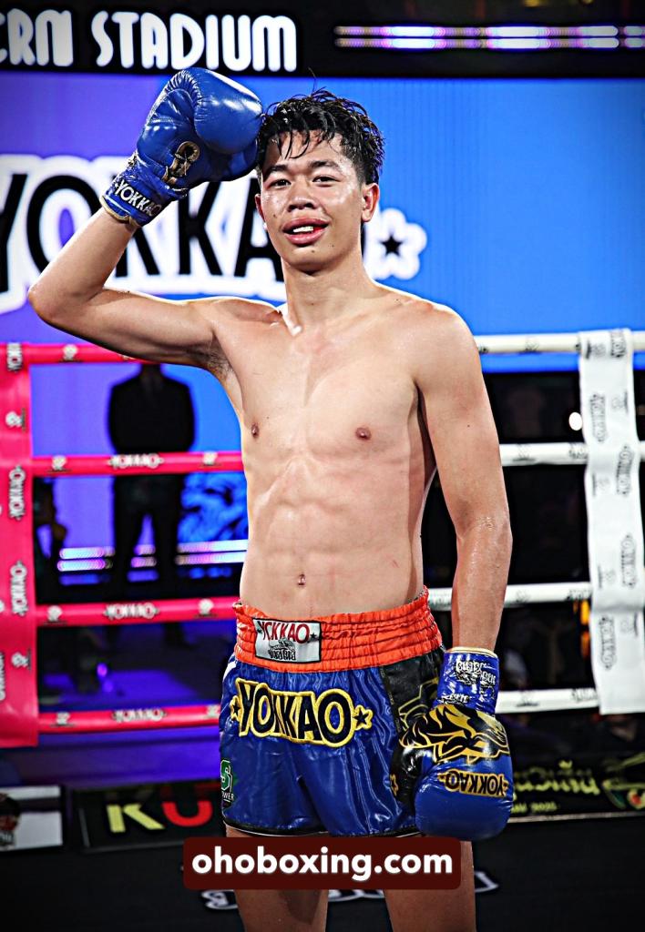 ขุนสยาม เกียรติตะวัน