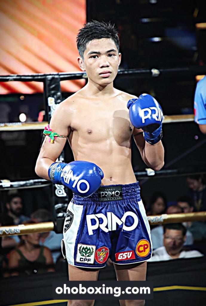 เก้าโพธิ์แดง ศักดิ์แสนพันธ์