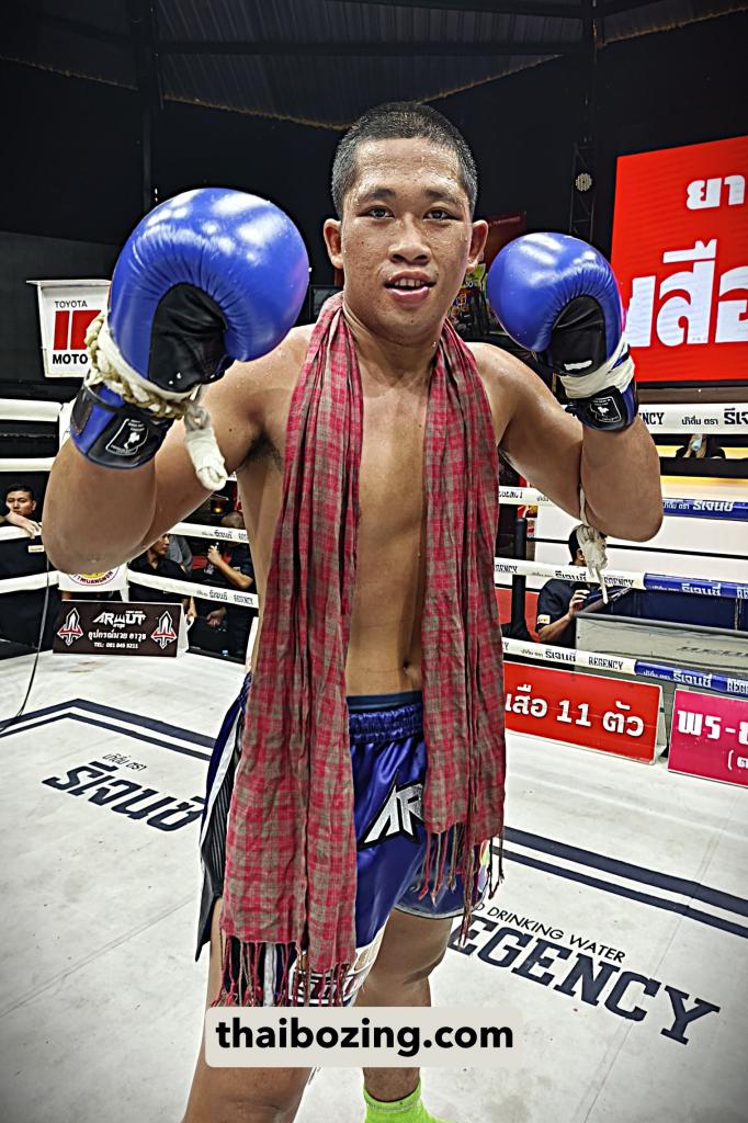 แบงค์ไทย ศิษย์สั่งปราบ