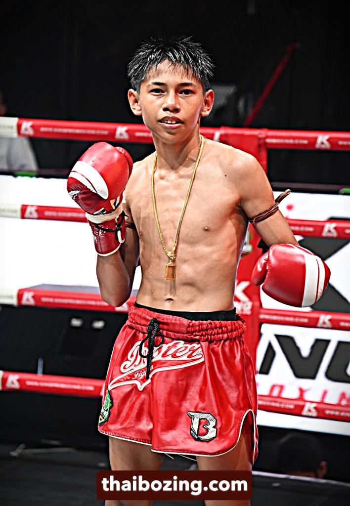 หยกนพเก้า ผู้กองไบเบิ้ลภาวสุทธิ์