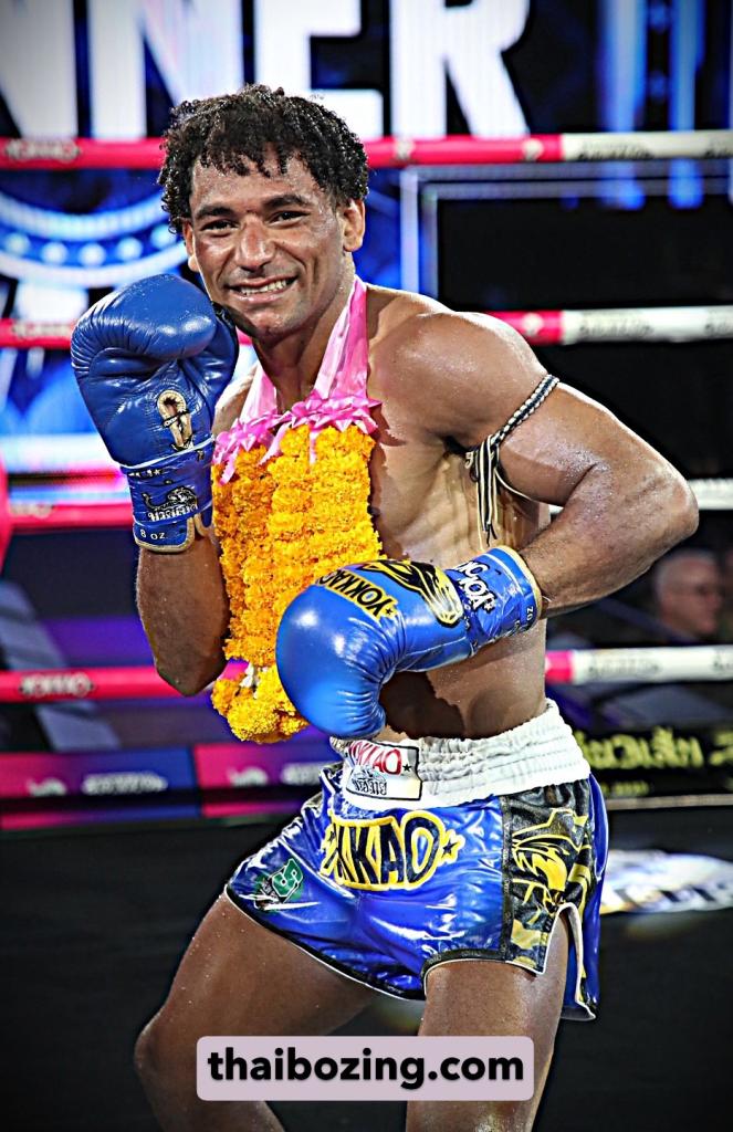 โนลิสสัน ภูเก็ตไฟท์คลับ