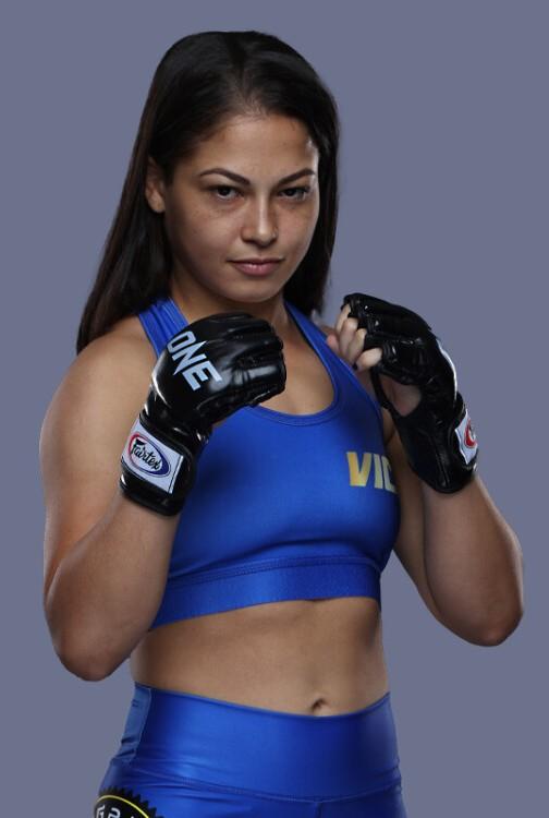 วิกตอเรีย ซูซา