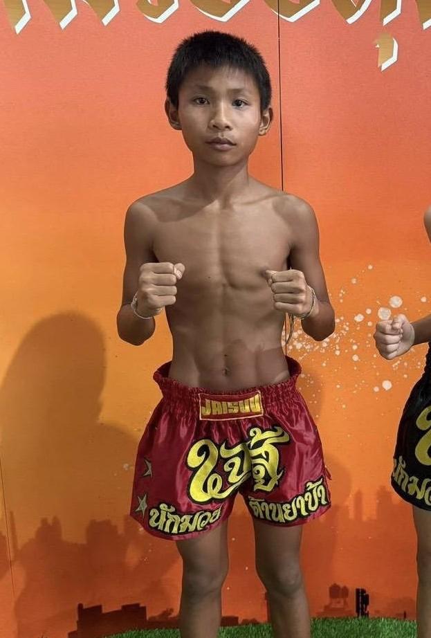 เมสซี่ สวนอาหารปีกไม้