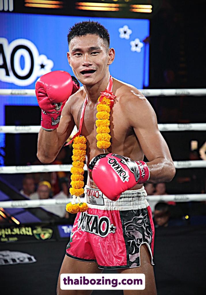 เลิศสิงห์ ธ.อ่างทอง