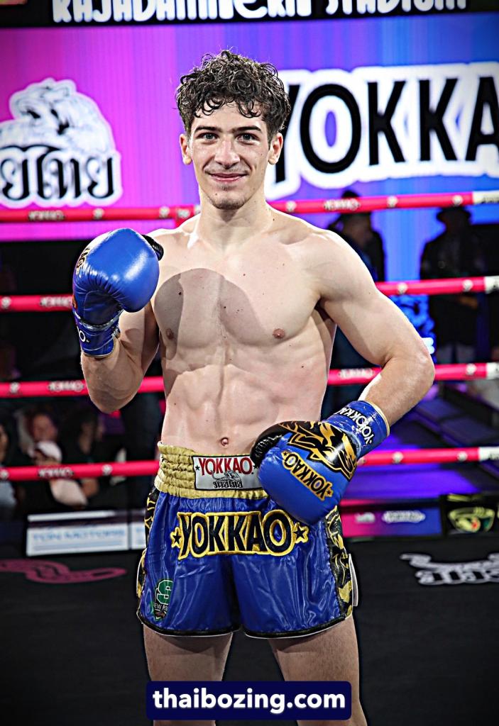 ซามูเอล เซเว่นมวยไทย