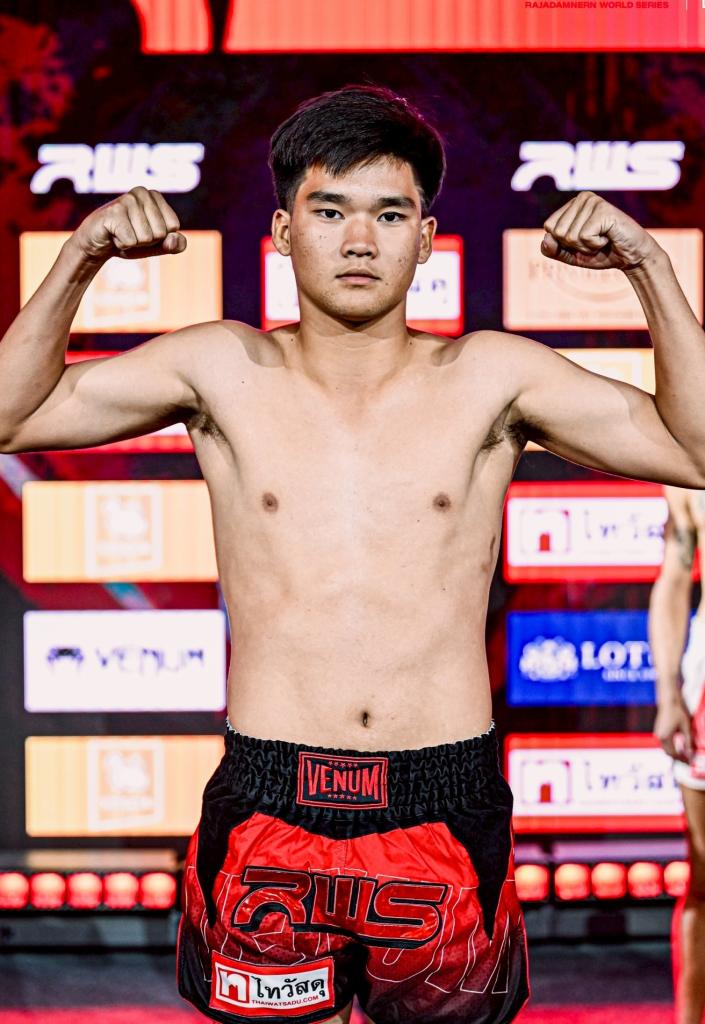 หยกบูรพา ส.ส.มานิตย์ชลบุรี