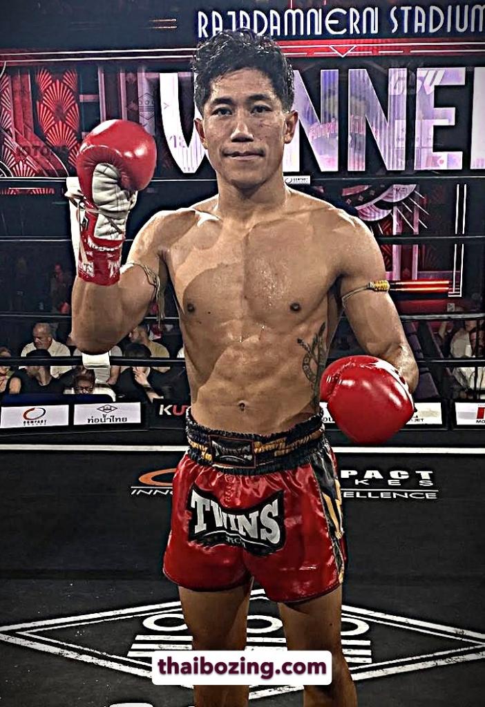 ณรงค์เดช ทรงเดชรถบ้าน