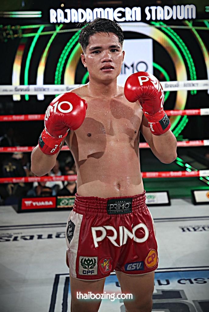 ลั่นนคร อึ่งอุบล