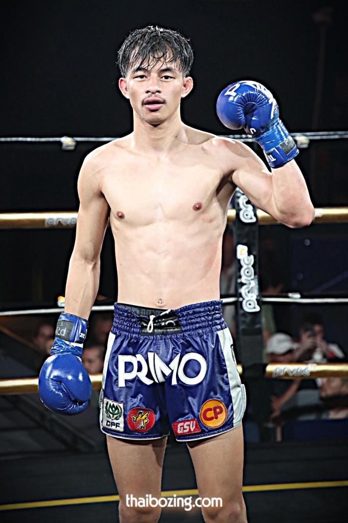 บักโนว่า บางแสนไฟท์คลับ