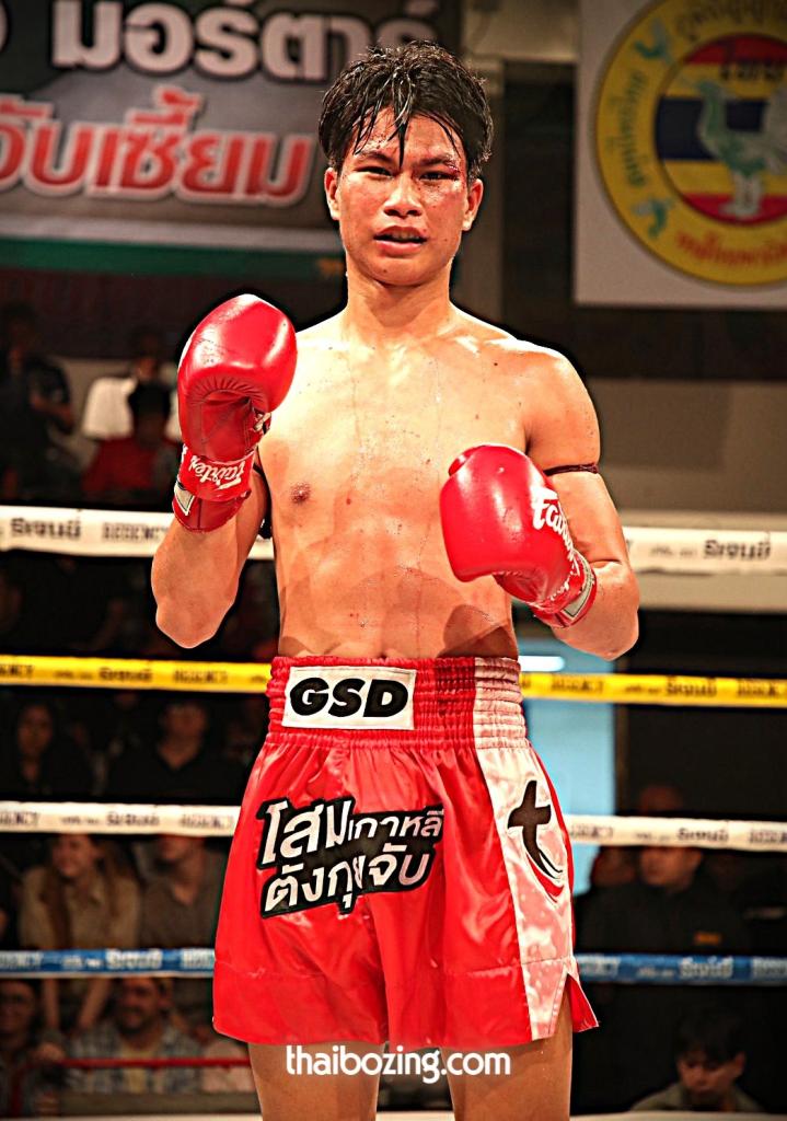 เวน่อม ลัคกี้บันเทิง