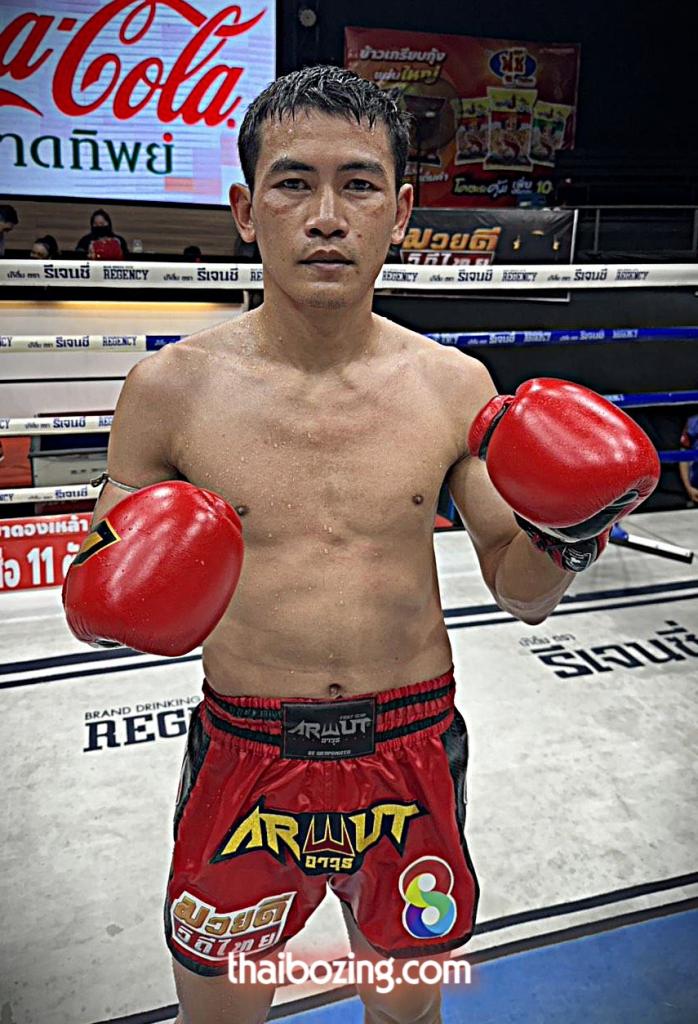 เพชรสุพรรณ ป.ประจันสี