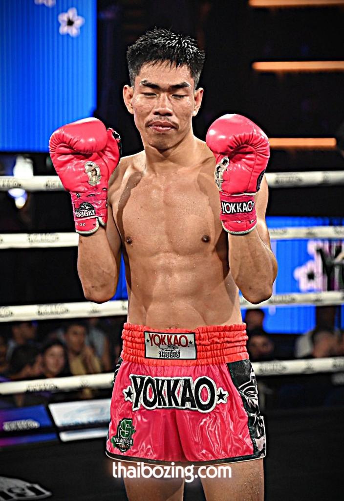 อุทัย ไรซิ่งมวยไทย