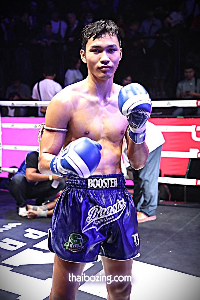 แสนรัก ซุปเปอร์เล็กมวยไทย