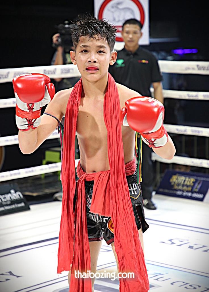 สิงห์บารมี ธ.ธนินวัฒน์