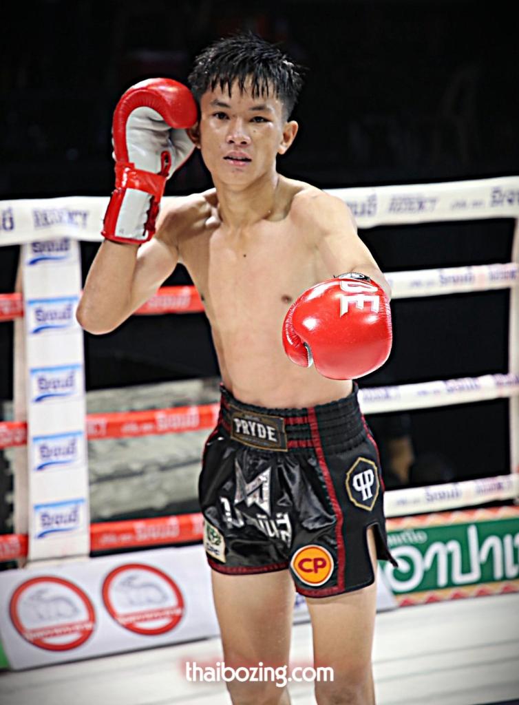 เสกสรร เกียรติชูไทย