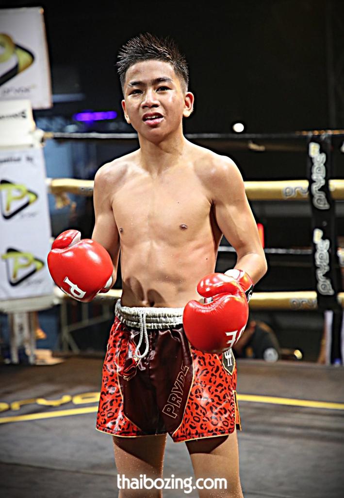 เพชรพระกาฬ สามารถพยัคฆ์อรุณยิมส์