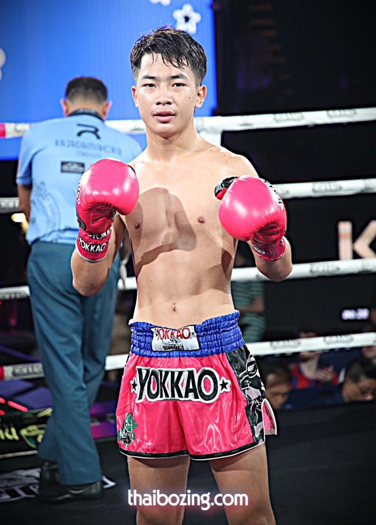 เพชรอ่างทอง อ.สมโภชน์