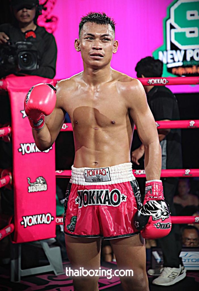 ล่าฝัน ส.จารุวรรณ