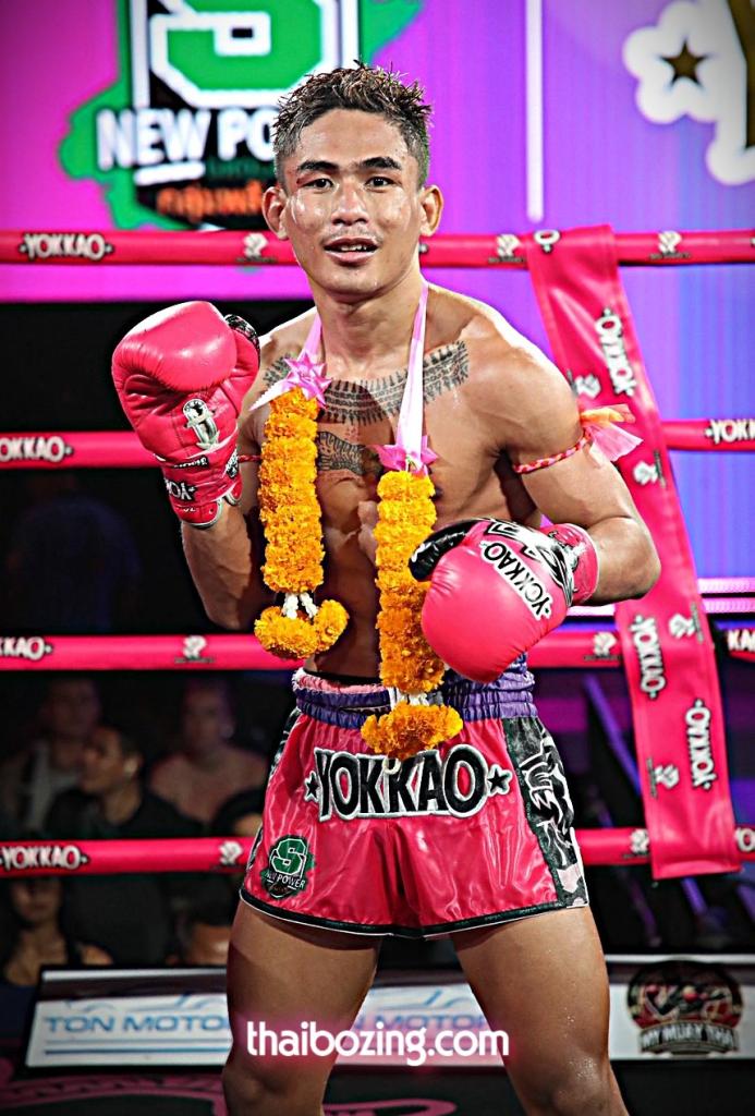 วัชรพล ไรน์ซิ่งมวยไทย