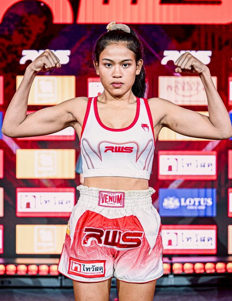 ปิ่นเพชร ม.ราชภัฏโคราช