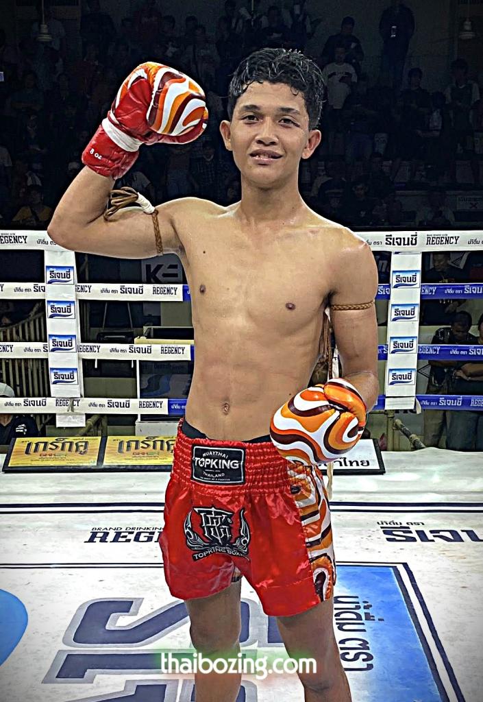 สุวรรณภูมิ พี.เค.แสนชัยมวยไทย