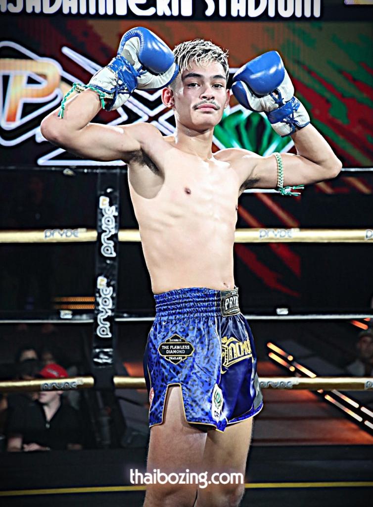 เดนเซล ลานนามวยไทย