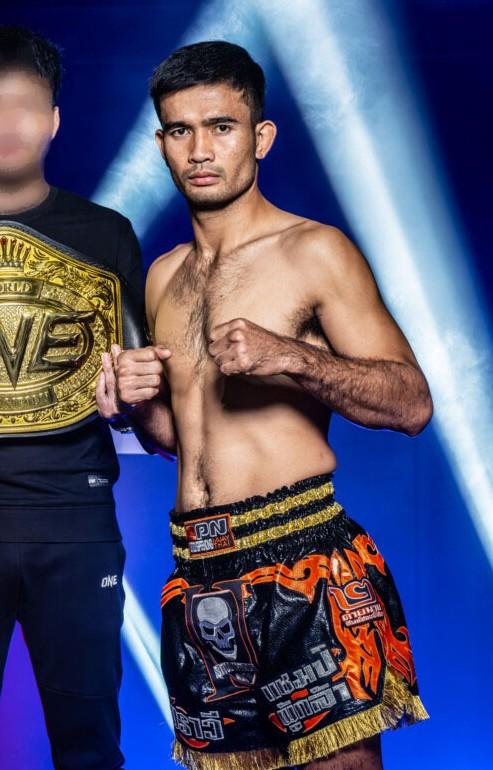 รุ่งราวี ศิษย์สองพี่น้อง