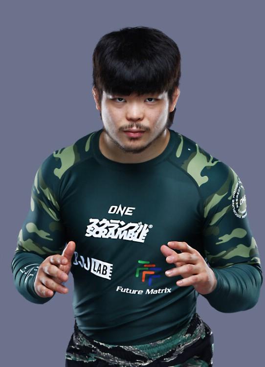 เคนตะ อิวาโมโตะ